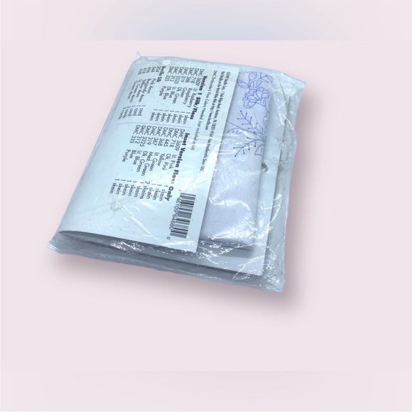 Bucilla Cross Stitch Embroidery Kit Retro NOS - Picture 6 of 7